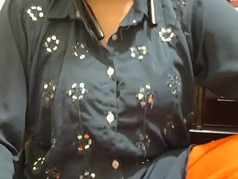 Snapshot of fairy_queen07 chatting on 10/02/25, 09:05 fairy queen07 online show from 10/02/25, 09:05