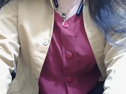 Snapshot of fairy_queen07 chatting on 11/18/25, 06:01 fairy queen07 online show from 11/18/25, 06:01