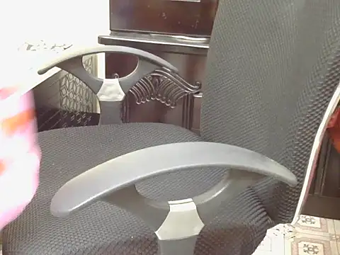 Snapshot of fairy_queen07 chatting on 11/30/25, 08:13 fairy queen07 online show from 11/30/25, 08:13