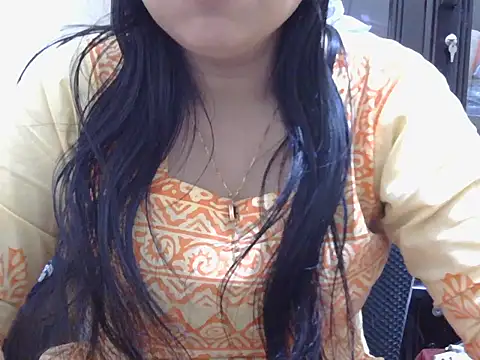 Snapshot of fairy_queen07 chatting on 12/03/25, 04:42 fairy queen07 online show from 12/03/25, 04:42