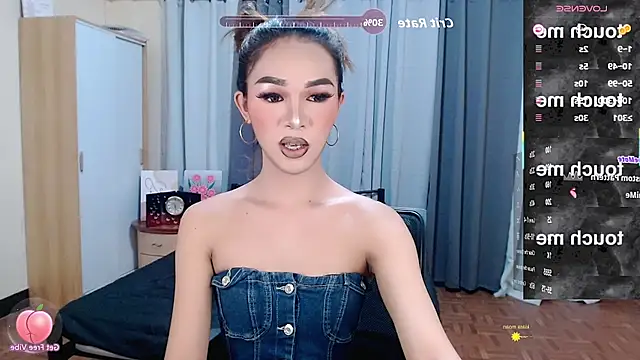 aelinhot online show from 10/02/25, 08:43