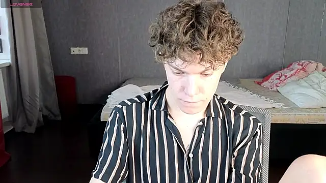 DYLAN  WILSON online show from 09/08/25, 03:55