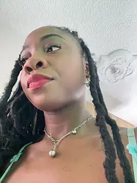 Snapshot of Astergray21 chatting on 11/11/25, 01:00 Astergray21 online show from 11/11/25, 01:00