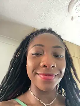 Snapshot of Astergray21 chatting on 12/04/25, 01:09 Astergray21 online show from 12/04/25, 01:09