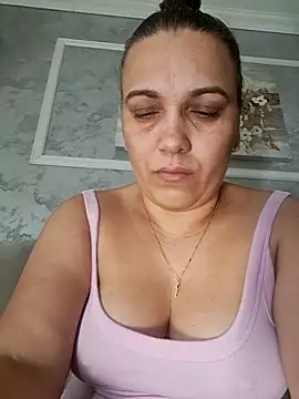 Snapshot of PalomaDesireee chatting on 09/23/25, 06:16 PalomaDesireee online show from 09/23/25, 06:16