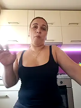 Snapshot of PalomaDesireee chatting on 09/24/25, 06:17 PalomaDesireee online show from 09/24/25, 06:17