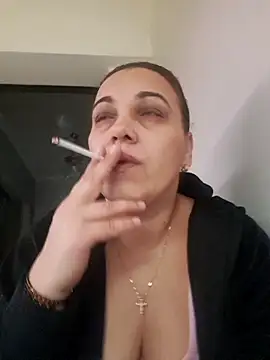 Snapshot of PalomaDesireee chatting on 10/07/25, 06:43 PalomaDesireee online show from 10/07/25, 06:43