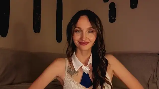 xSweetMissx online show from 09/13/25, 07:02