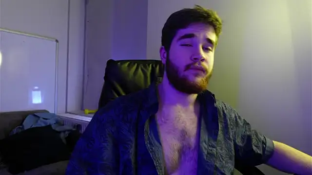 Snapshot of Mark_Maxim chatting on 11/10/25, 09:14 Mark Maxim online show from 11/10/25, 09:14