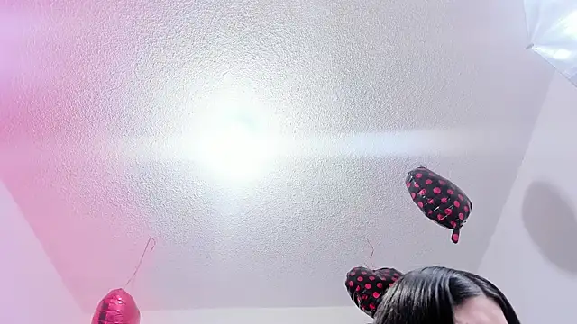 Hanna wish online show from 12/03/25, 01:20