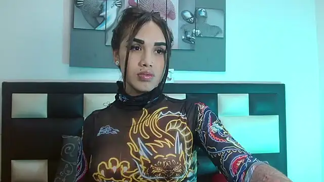 Snapshot of alejadolly chatting on 10/21/25, 09:37 alejadolly online show from 10/21/25, 09:37