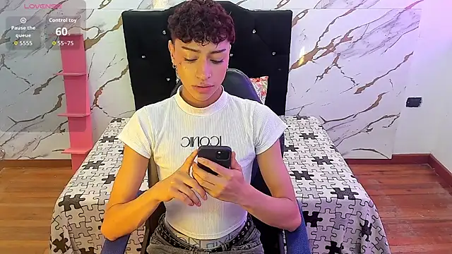 owen sexy25 online show from 09/24/25, 08:01