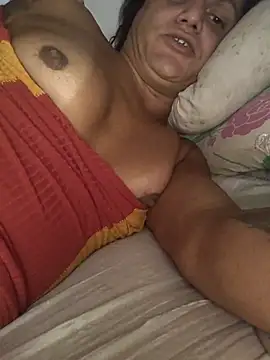 Snapshot of fabiolabarros chatting on 10/08/25, 12:36 fabiolabarros online show from 10/08/25, 12:36