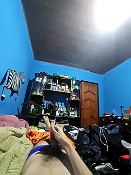 Snapshot of boysafado2521 chatting on 11/18/25, 10:47 boysafado2521 online show from 11/18/25, 10:47