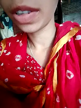 Snapshot of maya-Couple19 chatting on 09/14/25, 05:28 maya-Couple19 online show from 09/14/25, 05:28