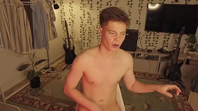 Snapshot of RusBradPitt chatting on 10/20/25, 12:05 RusBradPitt online show from 10/20/25, 12:05