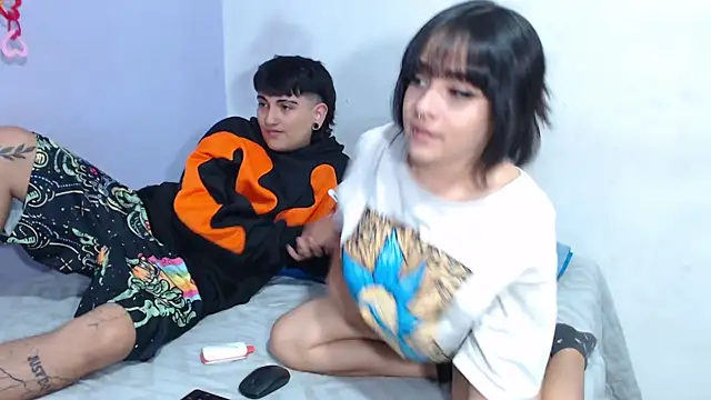 Snapshot of onixandghosty1 chatting on 12/04/25, 07:11 onixandghosty1 online show from 12/04/25, 07:11