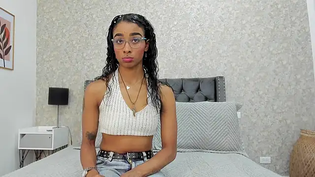 Snapshot of Cataleya_Wayne chatting on 10/11/25, 07:23 Cataleya Wayne online show from 10/11/25, 07:23