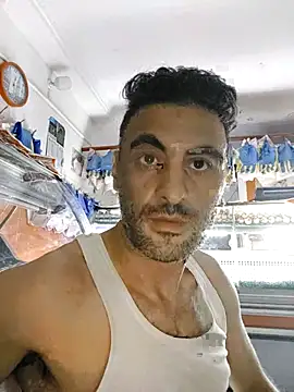 Snapshot of mahdiDido chatting on 09/21/25, 11:28 mahdiDido online show from 09/21/25, 11:28