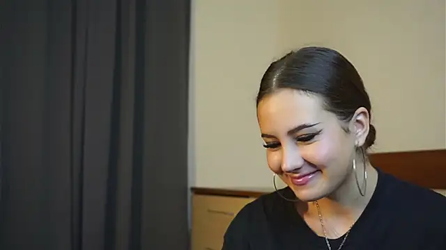 Snapshot of TerisaPurdy chatting on 11/04/25, 07:29 TerisaPurdy online show from 11/04/25, 07:29