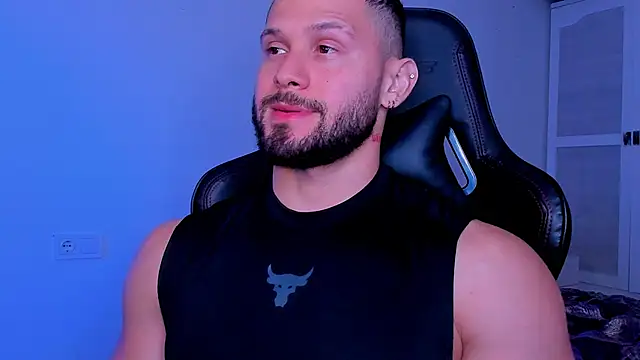 andrewcorey1 online show from 10/02/25, 05:53