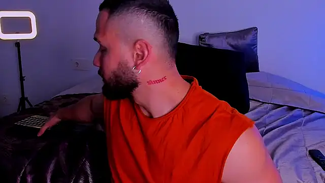 andrewcorey1 online show from 10/28/25, 11:25