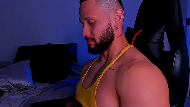 andrewcorey1 online show from 10/28/25, 11:29