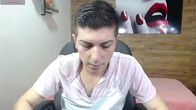 Snapshot of taner_king chatting on 10/01/25, 03:01 taner king online show from 10/01/25, 03:01