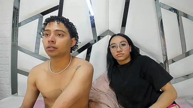 KiaraandEnzzo  online show from 09/11/25, 03:39