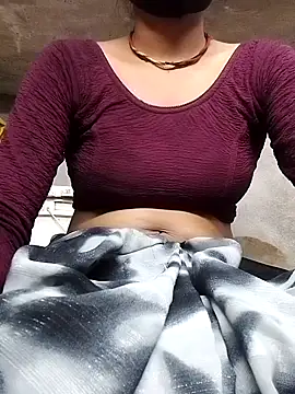 Snapshot of Hut_rotu_cute chatting on 09/10/25, 03:23 Hut rotu cute online show from 09/10/25, 03:23