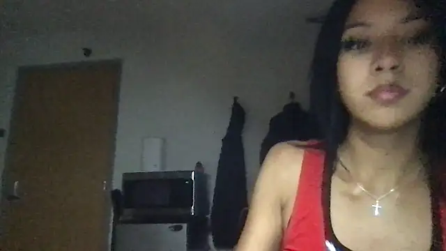 petitelatinateen online show from 10/05/25, 01:04