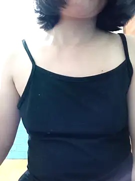 Thaohoa love online show from 10/14/25, 07:47