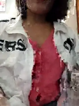 Thaohoa love online show from 11/19/25, 06:57