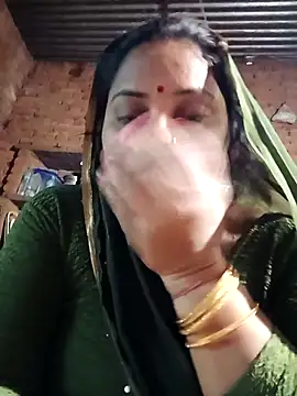 Snapshot of Soniya_jat chatting on 10/27/25, 03:54 Soniya jat online show from 10/27/25, 03:54