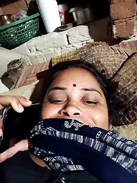 Snapshot of Soniya_jat chatting on 11/03/25, 03:24 Soniya jat online show from 11/03/25, 03:24