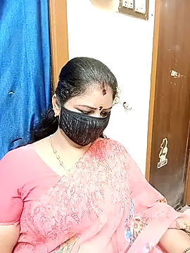 Snapshot of sushma26 chatting on 11/12/25, 02:45 sushma26 online show from 11/12/25, 02:45