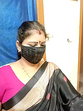 Snapshot of sushma26 chatting on 11/19/25, 05:35 sushma26 online show from 11/19/25, 05:35