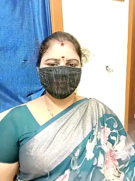 Snapshot of sushma26 chatting on 11/25/25, 04:40 sushma26 online show from 11/25/25, 04:40