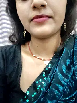 Snapshot of AnanyaKapoor89 chatting on 09/08/25, 03:33 AnanyaKapoor89 online show from 09/08/25, 03:33