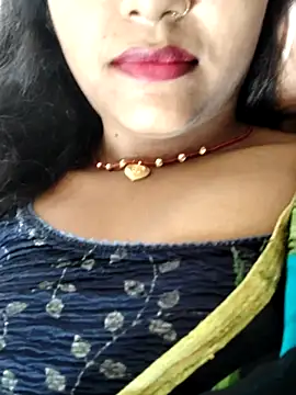 Snapshot of AnanyaKapoor89 chatting on 09/23/25, 05:21 AnanyaKapoor89 online show from 09/23/25, 05:21