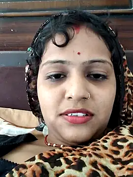 Snapshot of AnanyaKapoor89 chatting on 10/11/25, 07:29 AnanyaKapoor89 online show from 10/11/25, 07:29