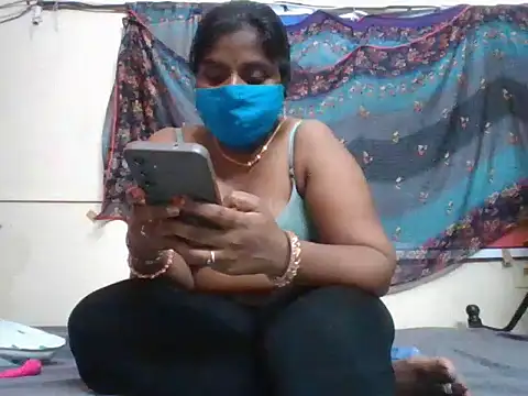 Snapshot of anubabysk12 chatting on 09/17/25, 09:11 anubabysk12 online show from 09/17/25, 09:11