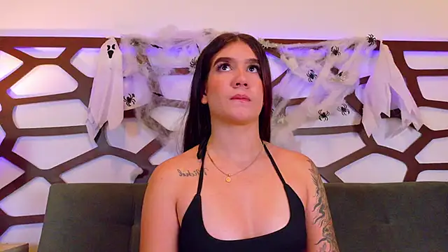 kloe bella online show from 10/27/25, 01:26