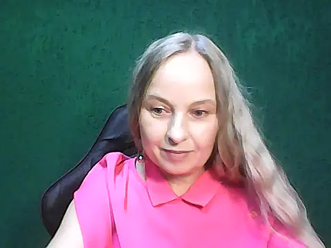L i l i t online show from 09/09/25, 06:02