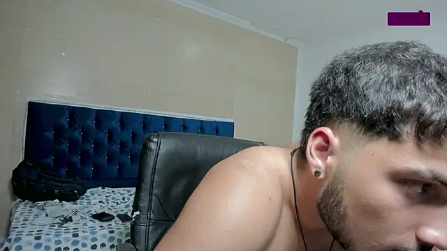 sebastian jhonson online show from 10/07/25, 03:58