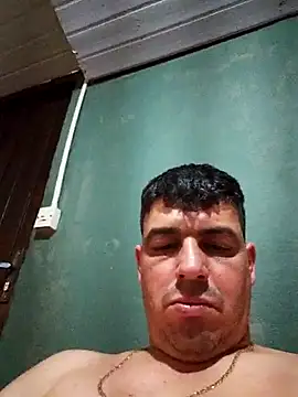 Snapshot of branquinho3 chatting on 10/11/25, 07:12 branquinho3 online show from 10/11/25, 07:12