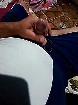 Snapshot of branquinho3 chatting on 11/03/25, 02:13 branquinho3 online show from 11/03/25, 02:13