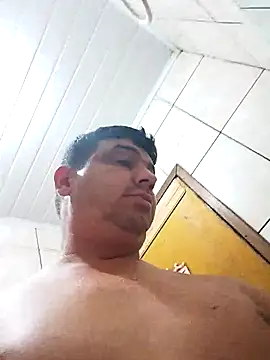 branquinho3 online show from 12/21/25, 04:19