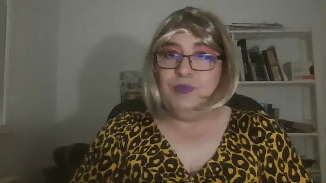 nataliacd online show from 11/11/25, 04:40