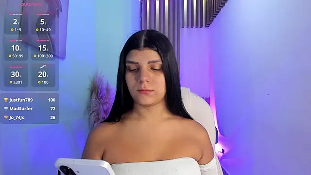 Snapshot of PauliinaBelle_ chatting on 11/13/25, 12:37 PauliinaBelle online show from 11/13/25, 12:37